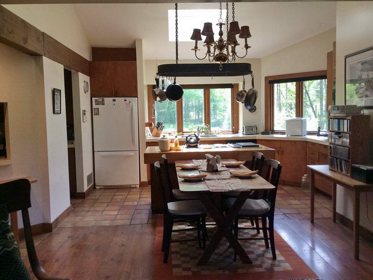 155 Quebec Road Lyman, NH 03585 - Photo 9 of 40