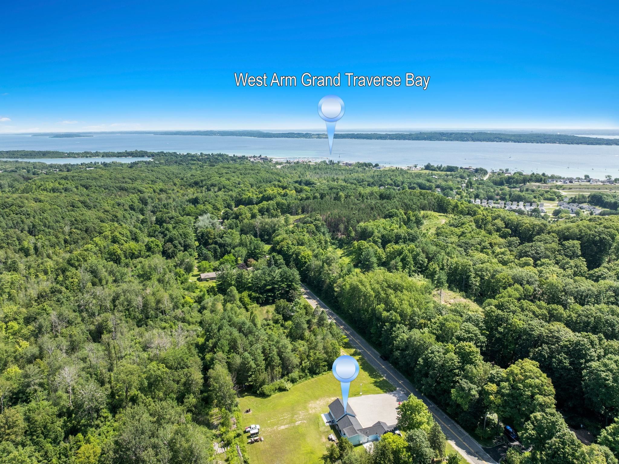 9705 East Carter Road Traverse City, MI 49684 - Photo 10 of 58 Gallery Image 10