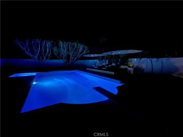 $1,128,000 | 1033 East Via Escuela, Palm Springs, CA 92262