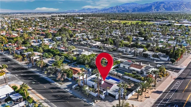 $1,128,000 | 1033 East Via Escuela, Palm Springs, CA 92262