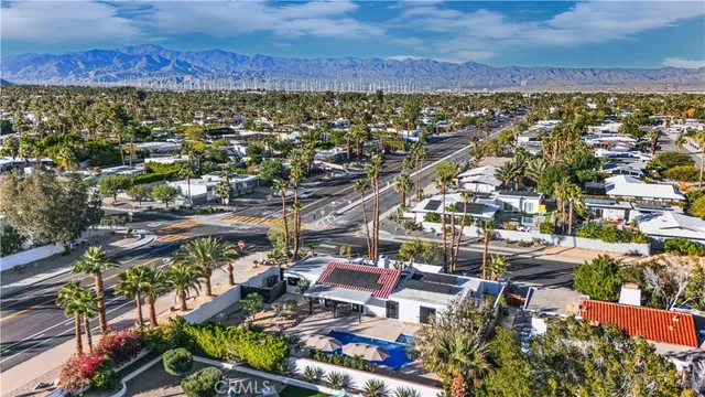 $1,128,000 | 1033 East Via Escuela, Palm Springs, CA 92262