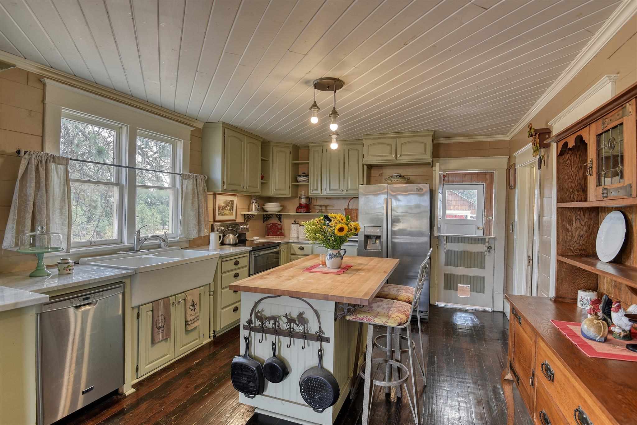 10103 West Betz Road Cheney, WA 99004 - Photo 11 of 50
