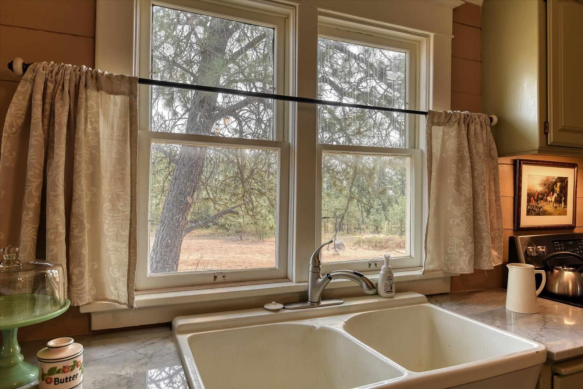 10103 West Betz Road Cheney, WA 99004 - Photo 17 of 50