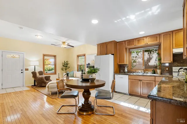 $699,000 | 2065 Yajome Street, Napa, CA 94559