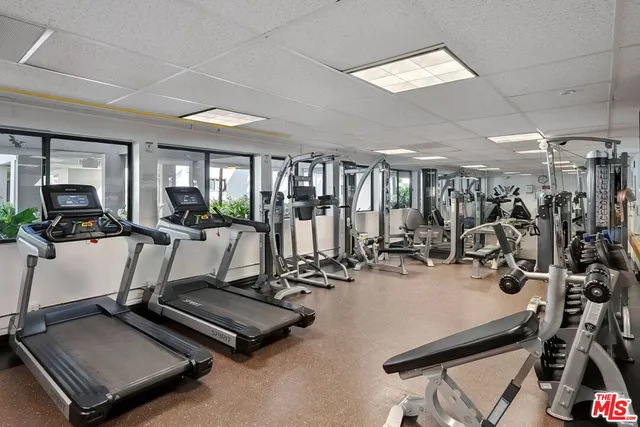 $1,795,000 | 140 Ocean Park Boulevard, Unit 419, Santa Monica, CA 90405