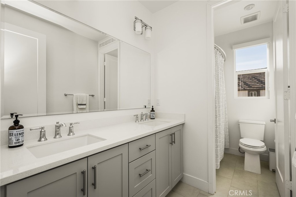 201 Lynx Irvine, CA 92618 - Photo 37 of 54