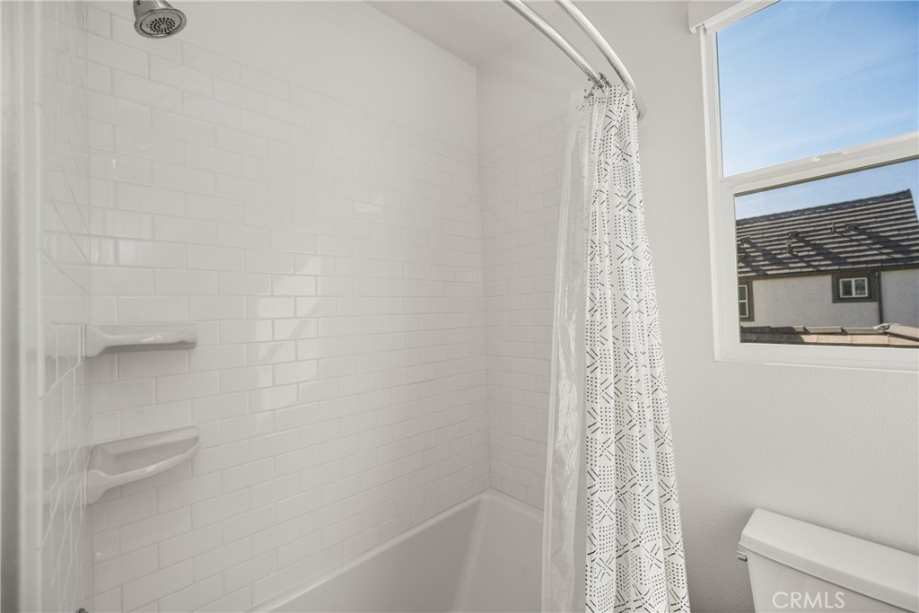 201 Lynx Irvine, CA 92618 - Photo 38 of 54