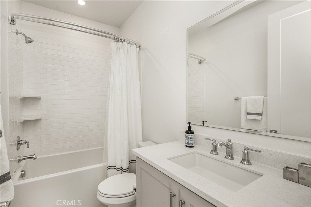 201 Lynx Irvine, CA 92618 - Photo 6 of 54