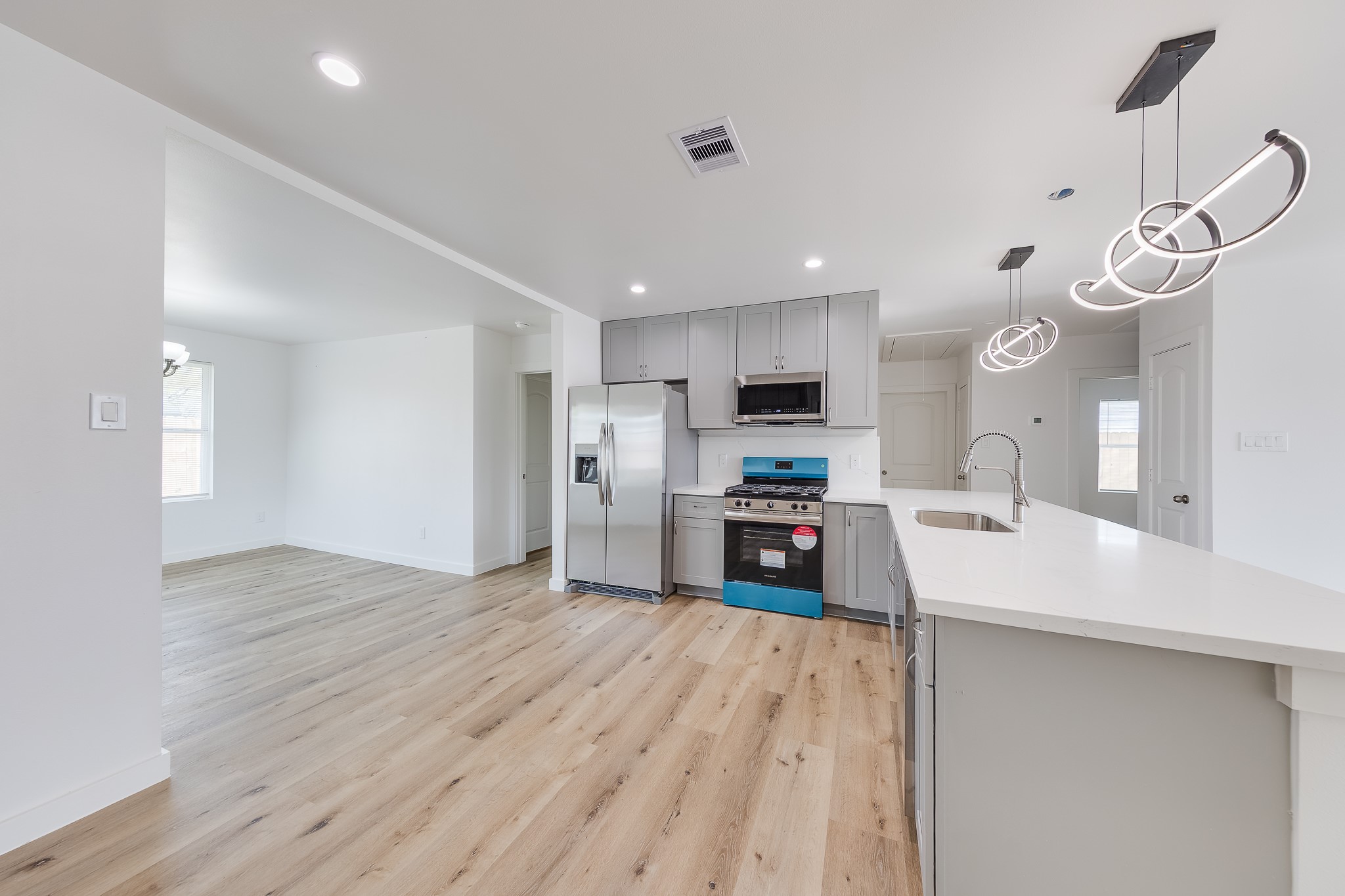 3635 Ward Street Houston, TX 77021 - Photo 10 of 29
