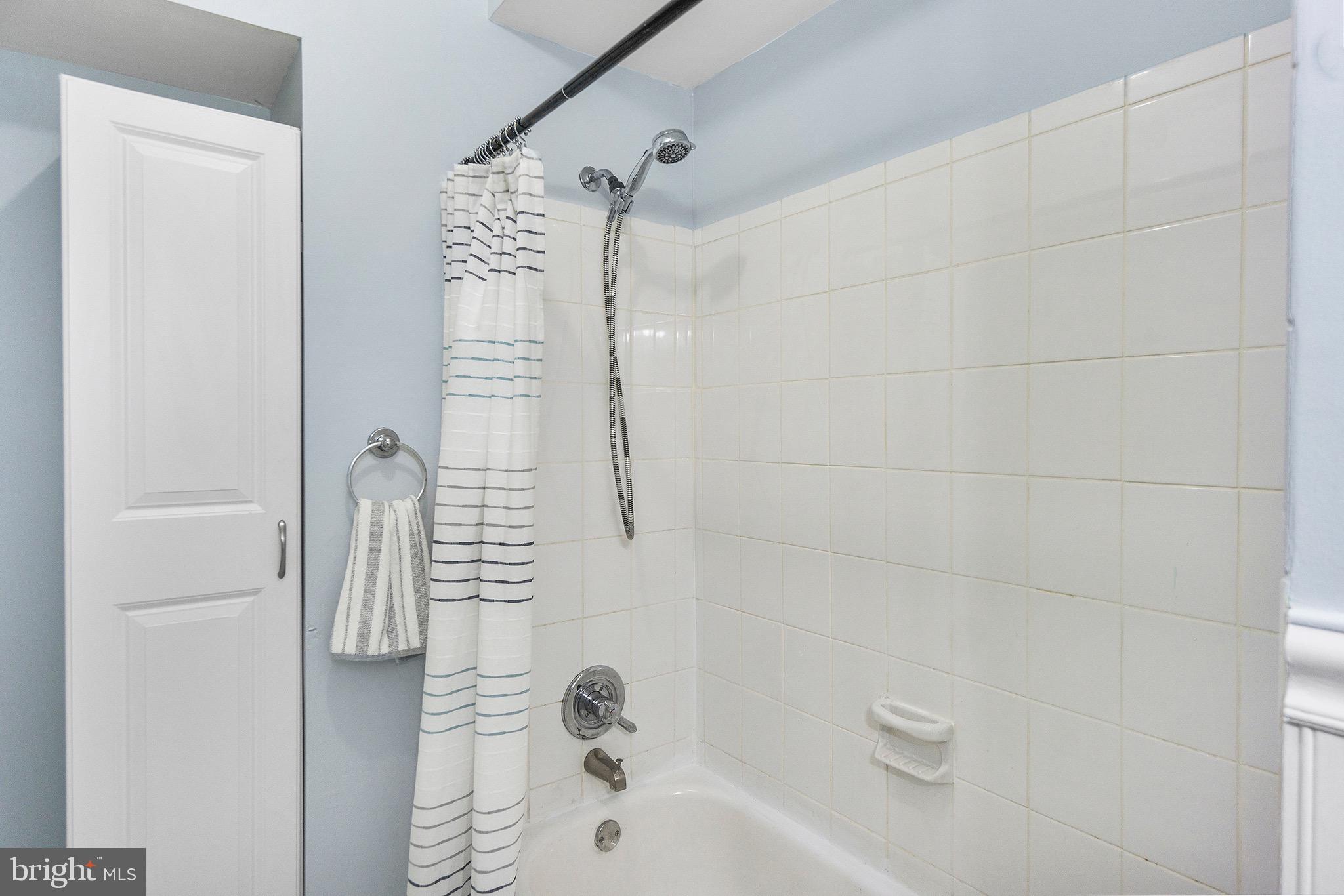 523 Queen Street Philadelphia, PA 19147 - Photo 19 of 27