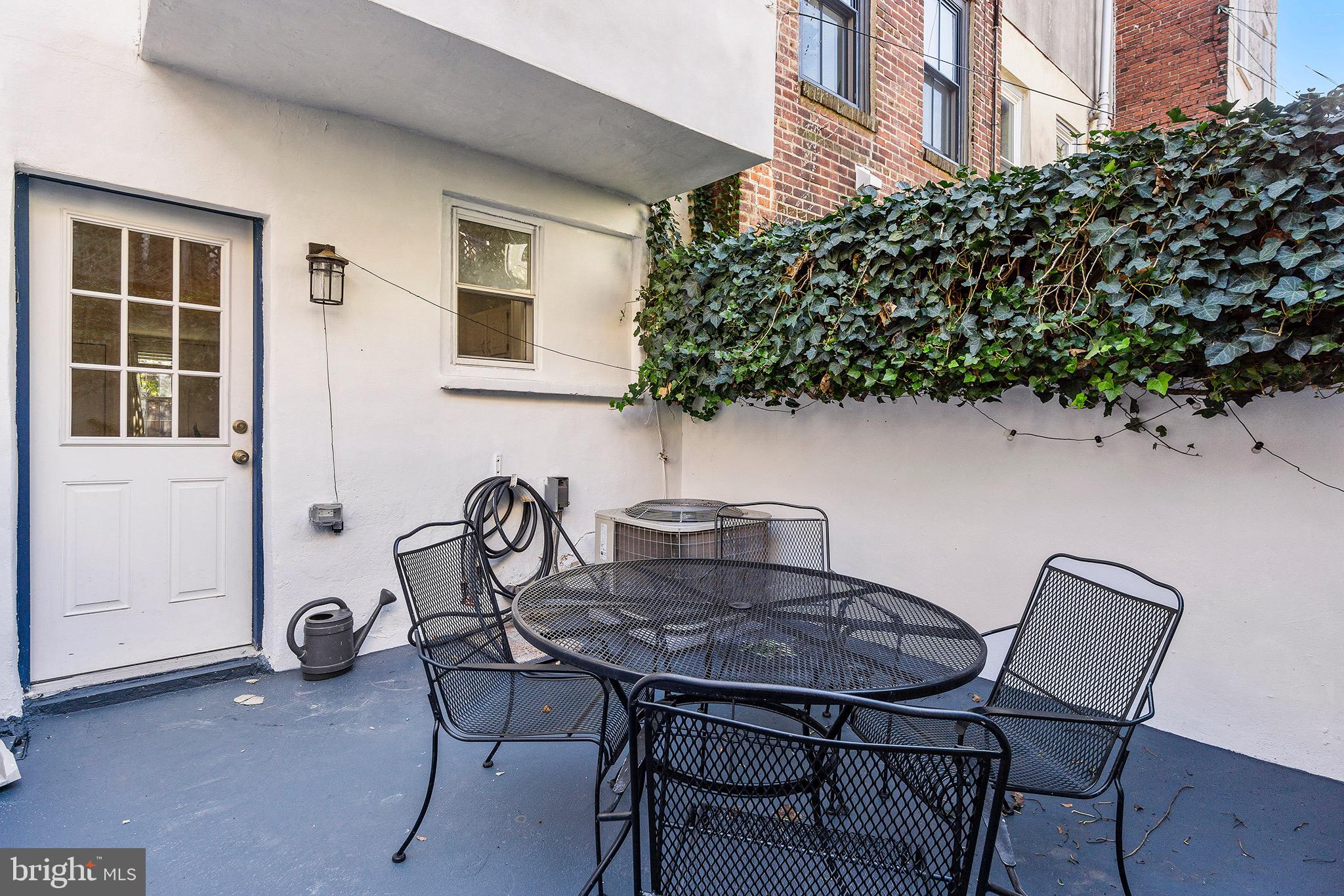 523 Queen Street Philadelphia, PA 19147 - Photo 23 of 27