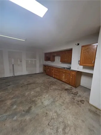 $338,000 | 21793 Lincoln Terrace, Spring Hill, KS 66083