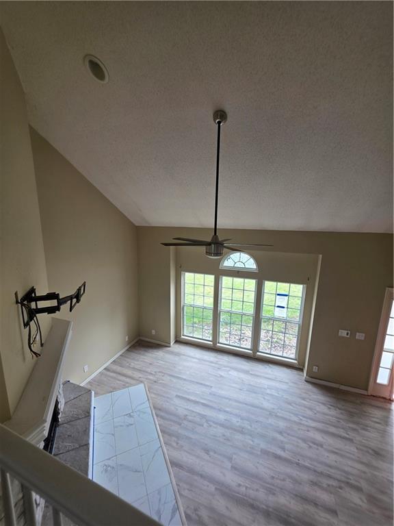 21793 Lincoln Terrace Spring Hill, KS 66083 - Photo 5 of 15