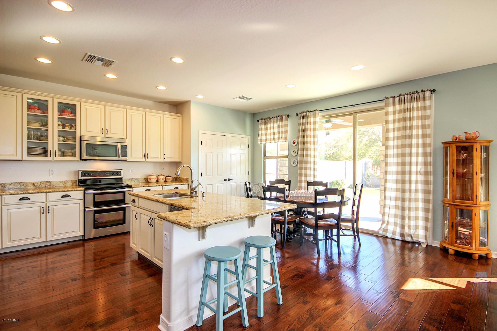 3115 East Ridgewood Lane Gilbert, AZ 85298 - Photo 4 of 46 ridgewood (9)