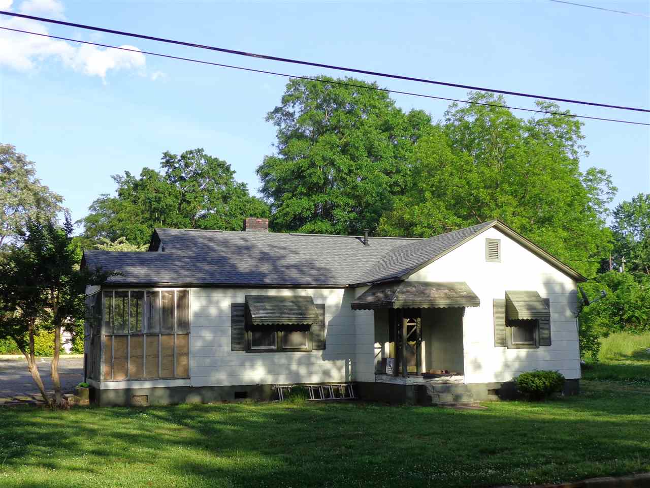 8329 Fairforest Road Spartanburg, SC 29303 - Photo 1 of 8 Gallery Image 1