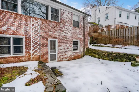 $1,050,000 | 7408 Wyndale Lane, Chevy Chase, MD 20815