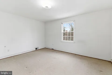 $1,050,000 | 7408 Wyndale Lane, Chevy Chase, MD 20815