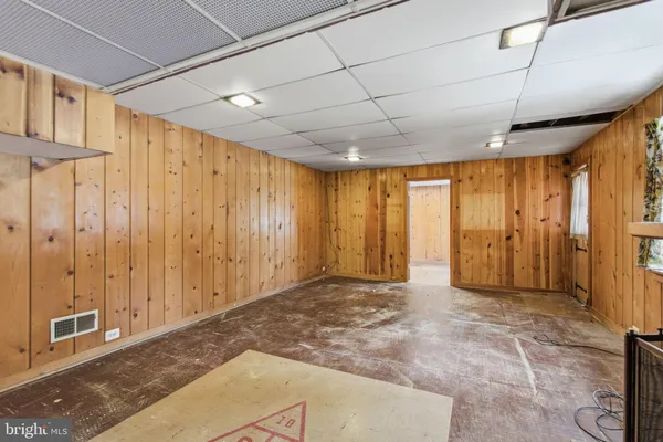 $955,000 | 7408 Wyndale Lane, Chevy Chase, MD 20815