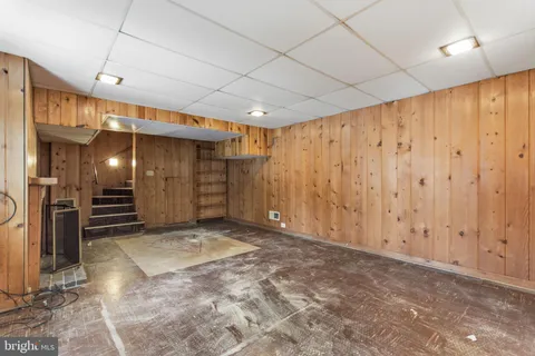 $1,050,000 | 7408 Wyndale Lane, Chevy Chase, MD 20815