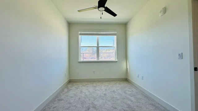 $1,265 | 19100 Woodland Hills Drive, Unit B1, Humble, TX 77338