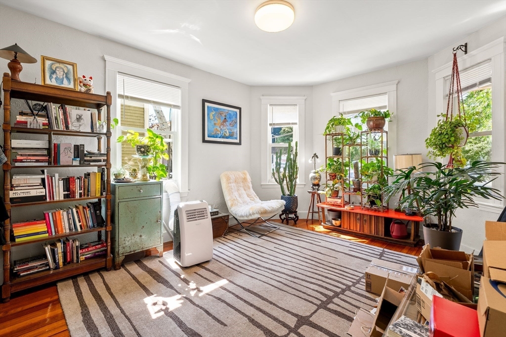9 Blanvon Road Boston, MA 02130 - Photo 8 of 24