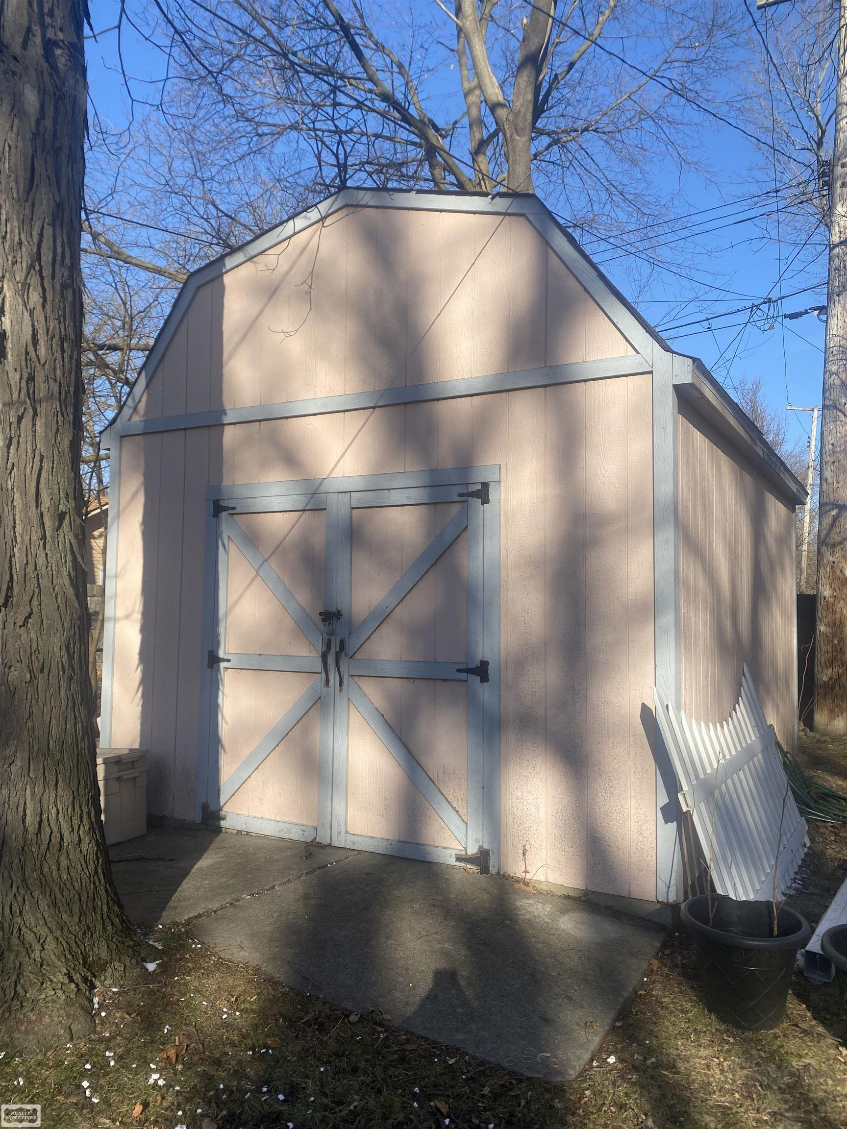 166 Benjamin Street Romeo, MI 48065 - Photo 5 of 21 50100243-4.JPG
