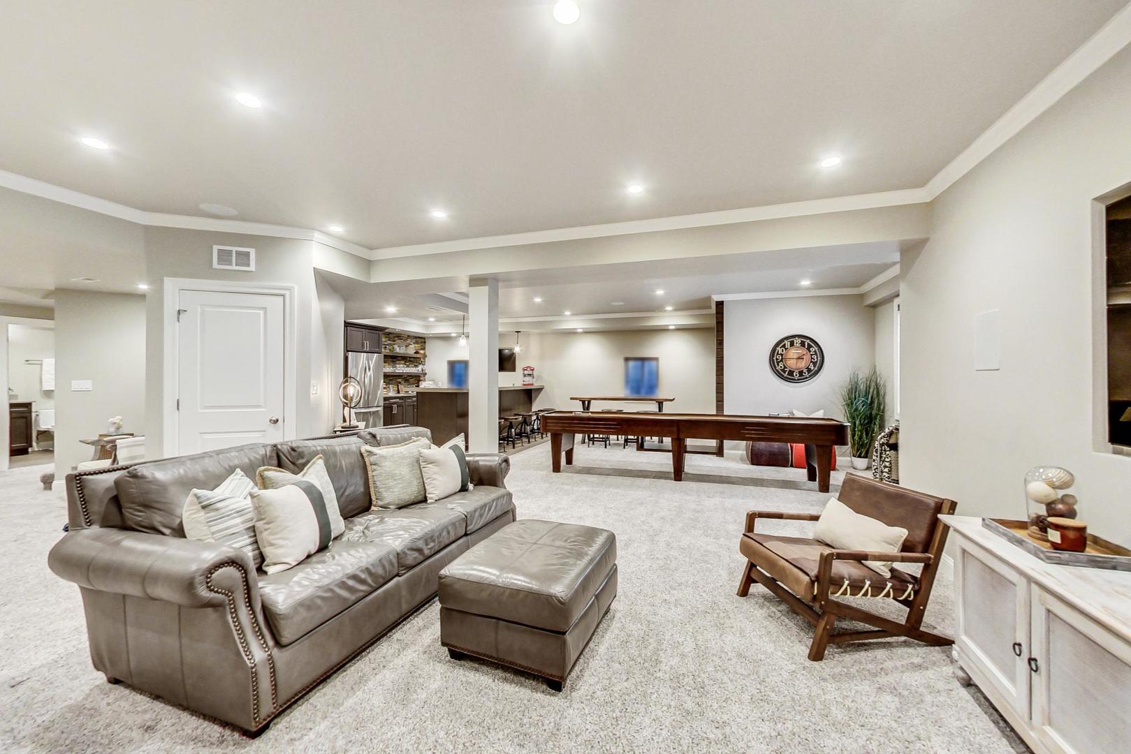 2027 Maple Avenue Northbrook, IL 60062 - Photo 22 of 27 a living room with furniture and kitchen view