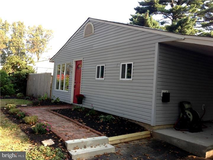 70 Gamewood Road Levittown, PA 19057 - Photo 2 of 22