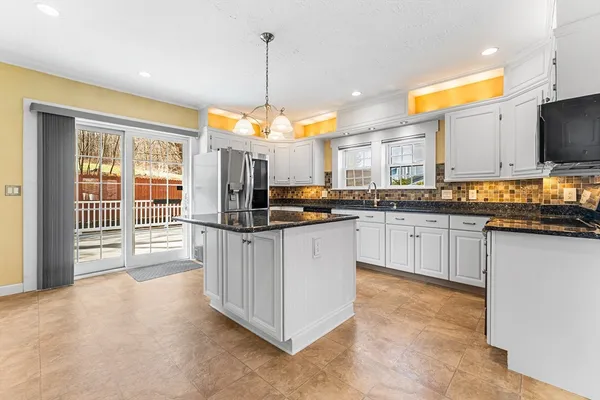 $419,500 | 1 Bell Street, North Brookfield, MA 01535