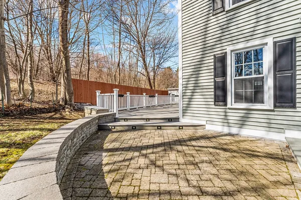 $419,500 | 1 Bell Street, North Brookfield, MA 01535