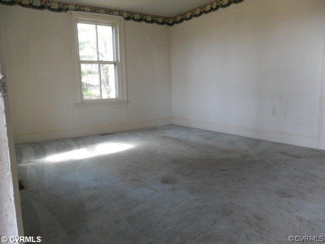 885 Phillis Road Boydton, VA 23917 - Photo 4 of 7 Living Room