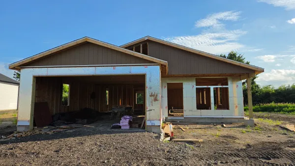 $295,900 | 1502 Lilac Lane, Harvard, IL 60033