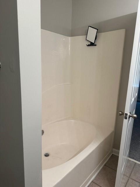 4360 Stone Gate Way, Unit 92 Atlanta, GA 30344 - Photo 17 of 18 a close view of a bathtub in bathroom
