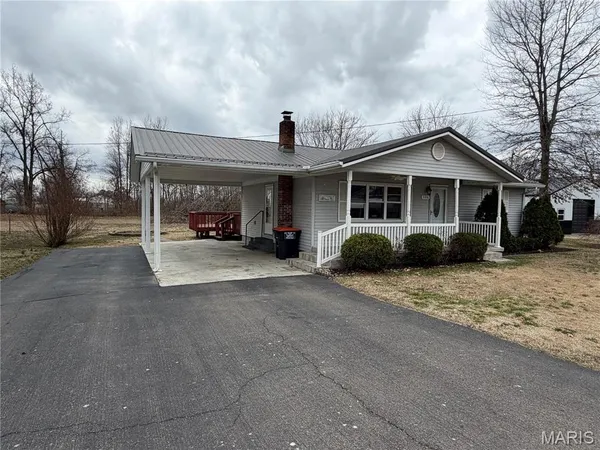$209,500 | 306 South Street, Advance, MO 63730