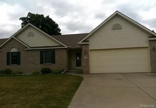$225,000 | 3149 Rotterdam Drive, Unit 69, Clio, MI 48420