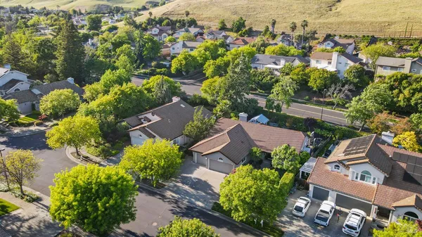 $679,000 | 2236 Silver Fox Circle, Fairfield, CA 94534