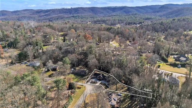 $499,000 | 172 Laurel Mountain Road, North Wilkesboro, NC 28659