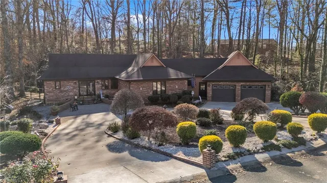 $499,000 | 172 Laurel Mountain Road, North Wilkesboro, NC 28659
