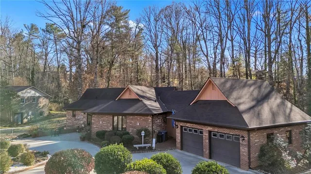 $499,000 | 172 Laurel Mountain Road, North Wilkesboro, NC 28659