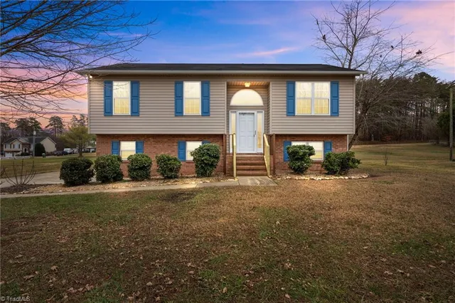 $249,000 | 120 Rockwell Pl Court, Tobaccoville, NC 27050