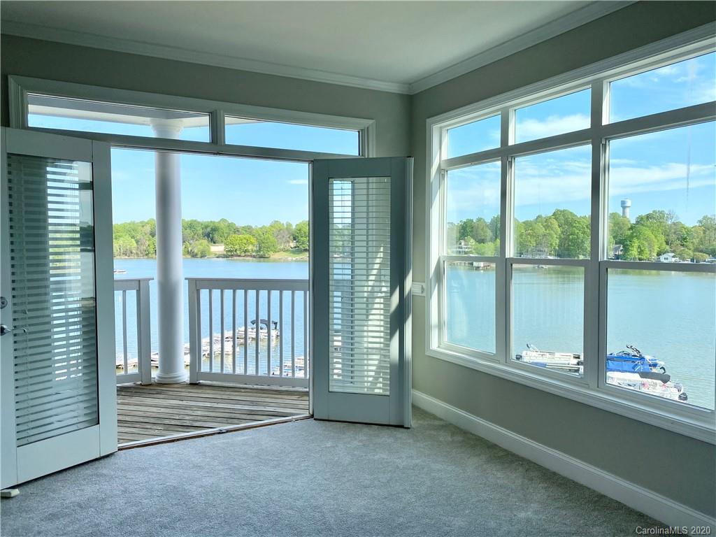 637 Williamson Road, Unit 301 Mooresville, NC 28117 - Photo 2 of 38