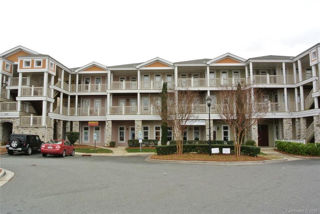 637 Williamson Road, Unit 301 Mooresville, NC 28117 - Photo 3 of 38