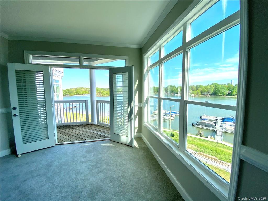 637 Williamson Road, Unit 301 Mooresville, NC 28117 - Photo 4 of 38