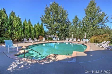 637 Williamson Road, Unit 301 Mooresville, NC 28117 - Photo 34 of 38