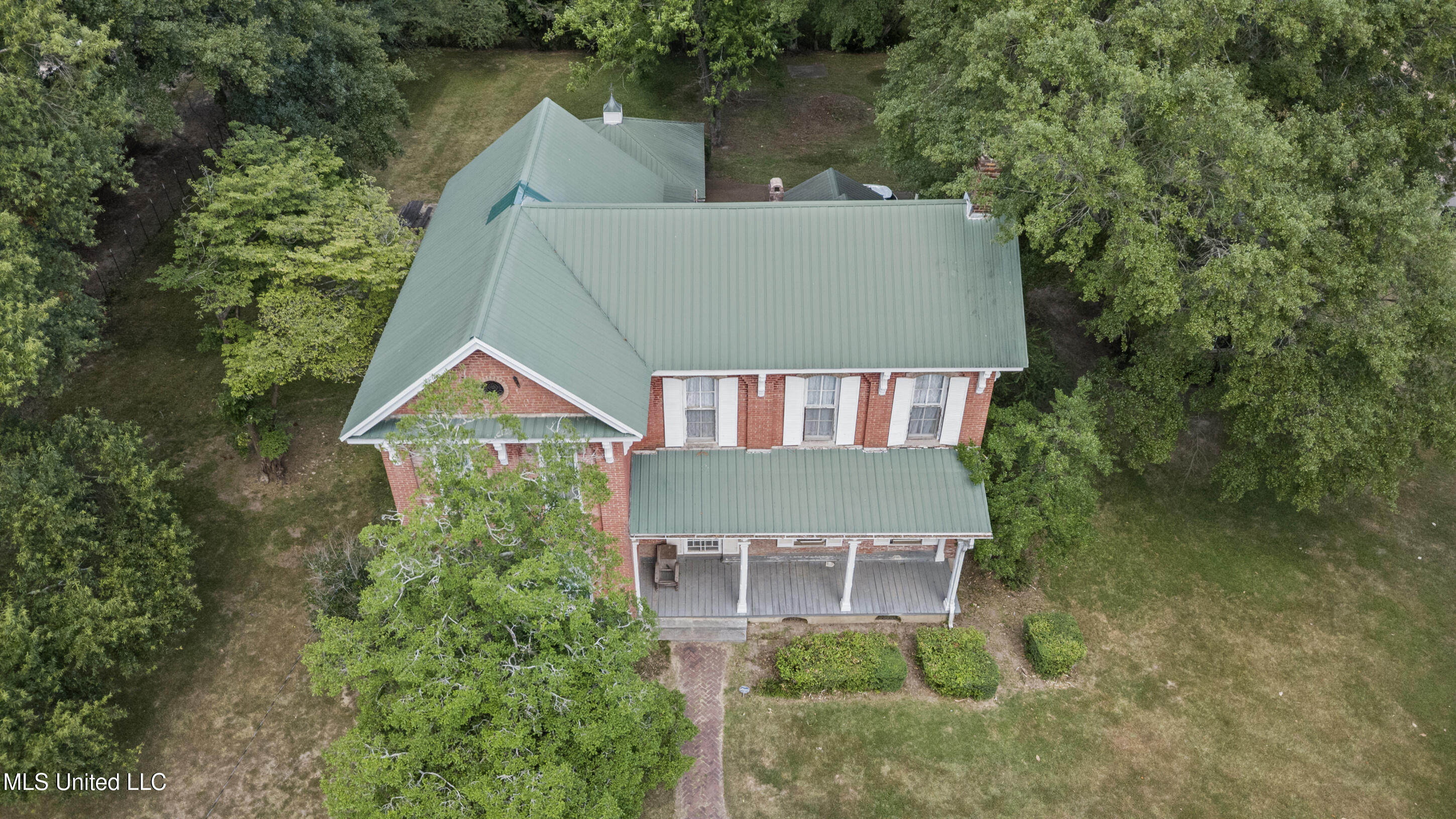 224 South Ward Street Senatobia, MS 38668 - Photo 11 of 22 29_dji_0051