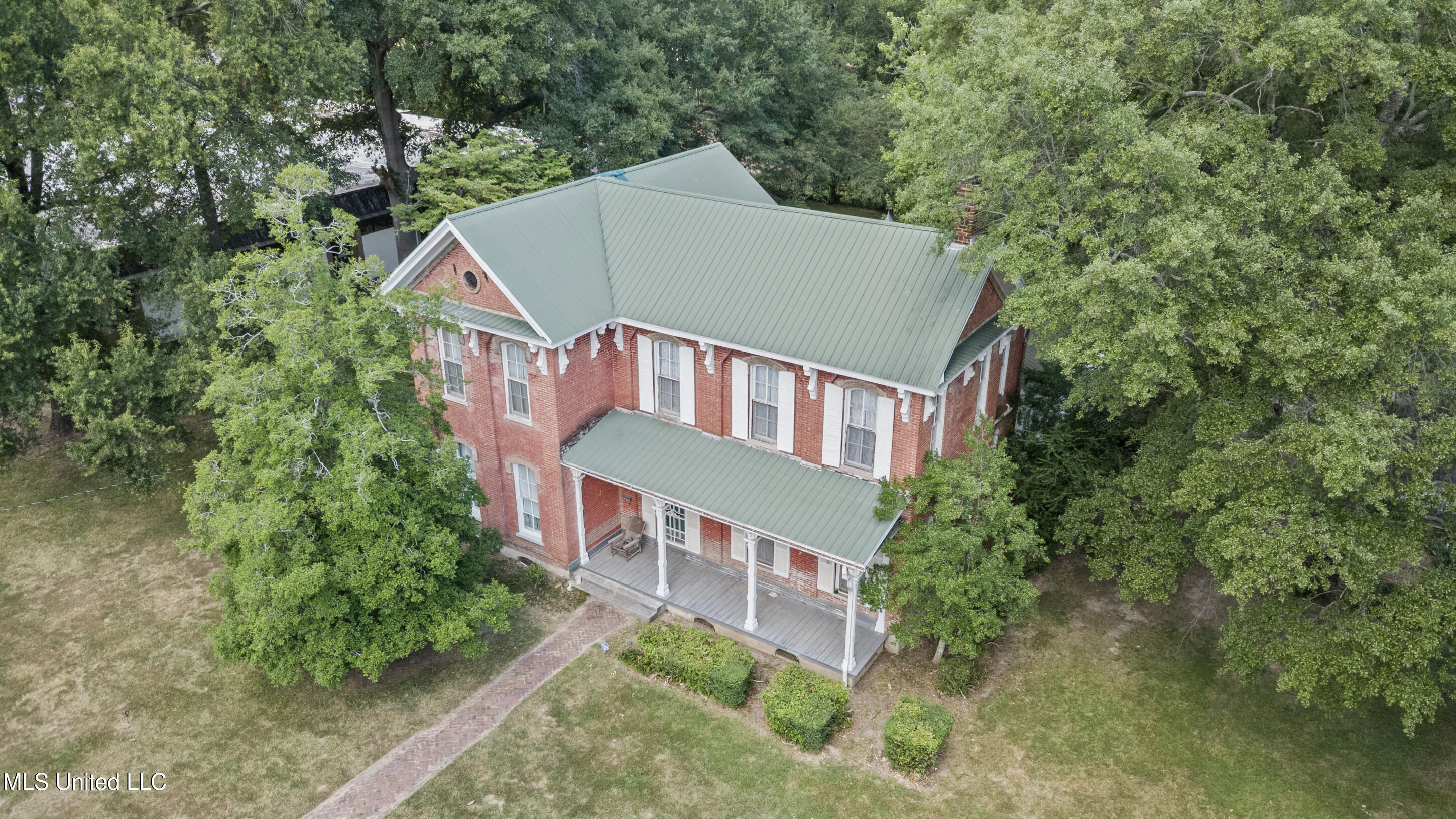224 South Ward Street Senatobia, MS 38668 - Photo 16 of 22 25_dji_0045