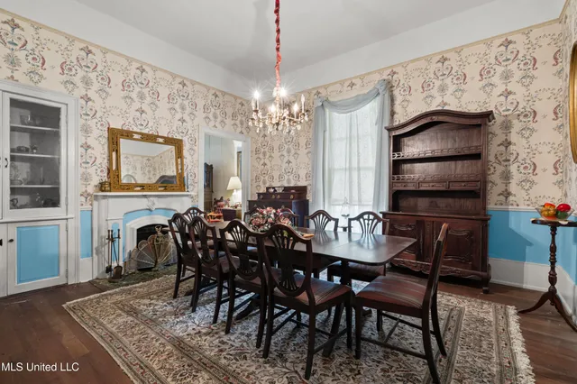 $249,900 | 224 South Ward Street, Senatobia, MS 38668