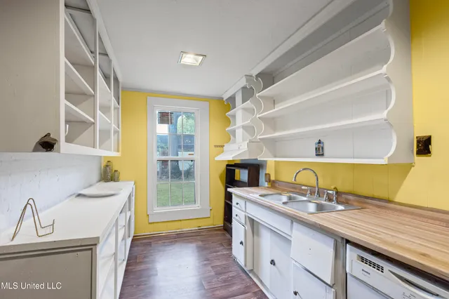 $249,900 | 224 South Ward Street, Senatobia, MS 38668