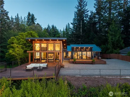 $1,900,000 | 4101 Edith Point Road, Anacortes, WA 98221