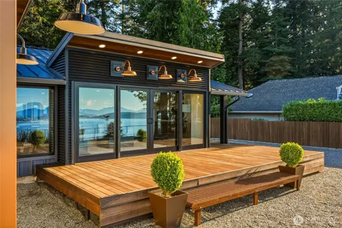 $1,900,000 | 4101 Edith Point Road, Anacortes, WA 98221
